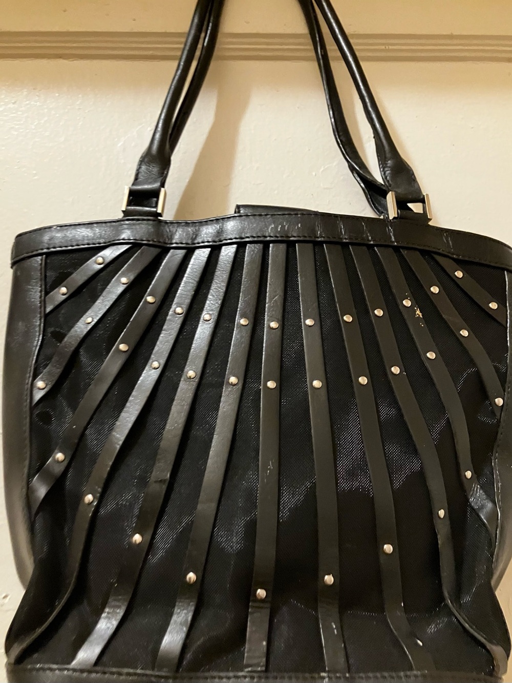 Vintage Black Stud-Accent mesh Bag - Picture 3 of 4